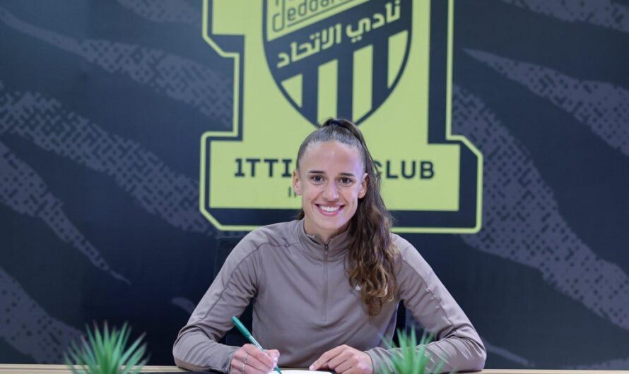 Super Falcons’ Ashleigh Plumptre pens two-year contract extension with Al-Ittihad