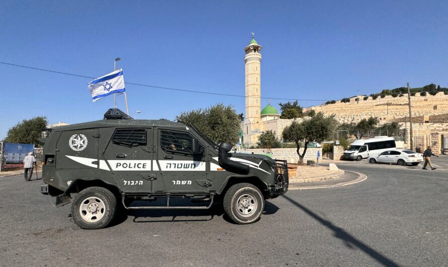 Gaza: Israel on highest alert as Hamas postpones hostage release