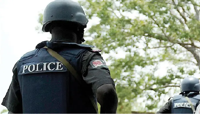 A-NIGERIAN-POLICE-OFFICER.jpg