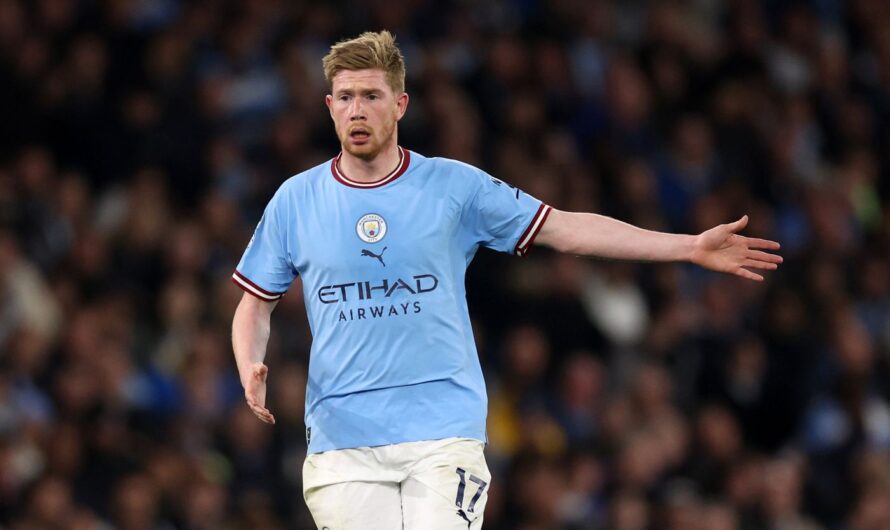 De Bruyne names only three players more talented than Hazard in the world